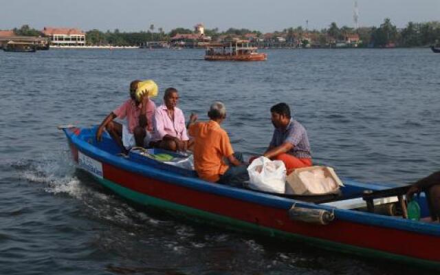 Lake Castle Alleppey Villa