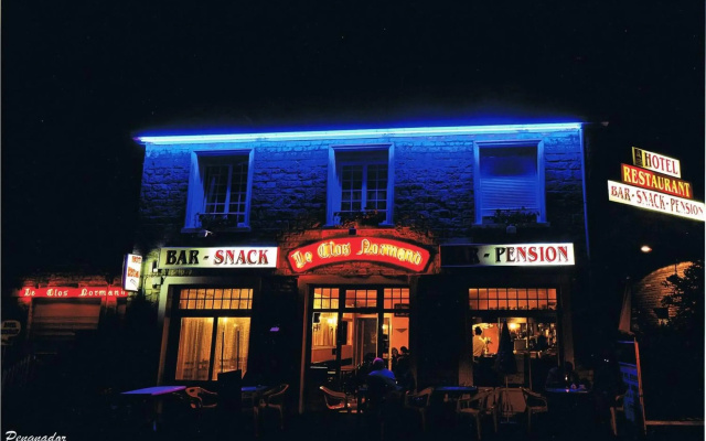 hotelImage