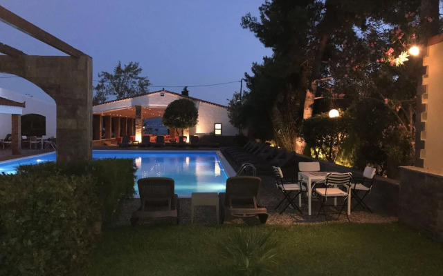 Stefania Beach Hotel