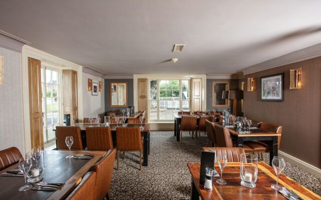Broom Hall Inn