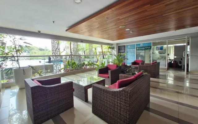 High Livin Apartment Parahyangan