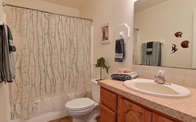 Tropical Touchdown - 4 Br Home