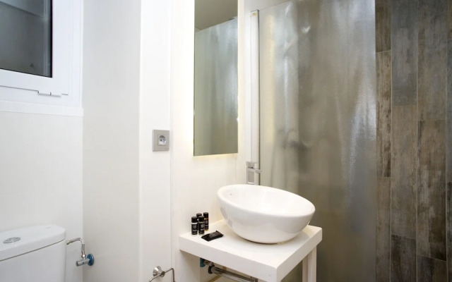 BarcelonaForRent Market Suites