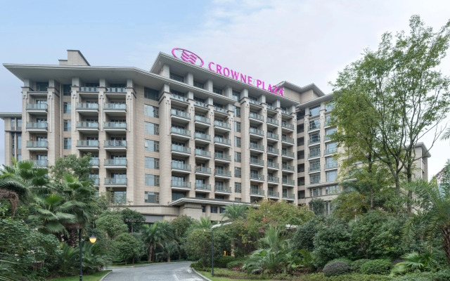Crowne Plaza Chongqing New North Zone by IHG