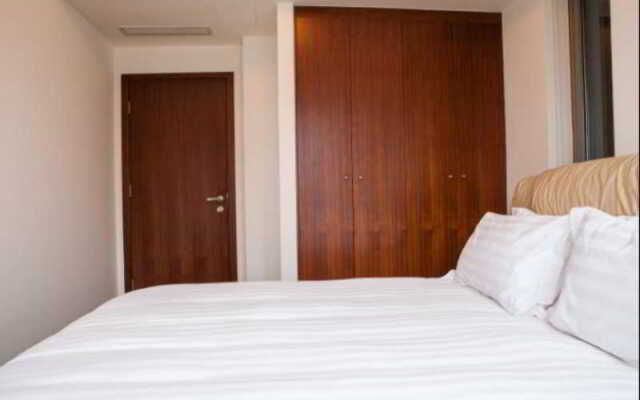 Yopark Serviced Apartment Jingan Four Season