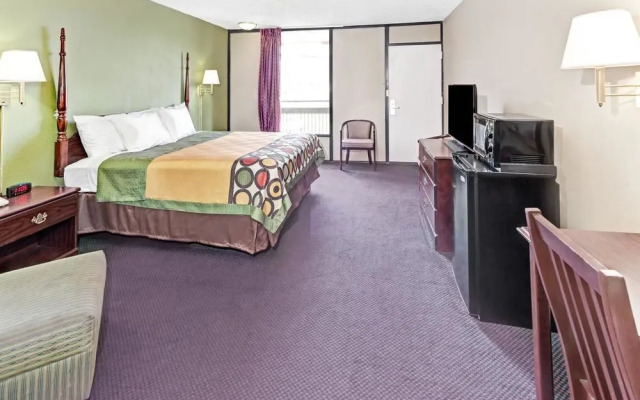 Super 8 Carrollton Ga