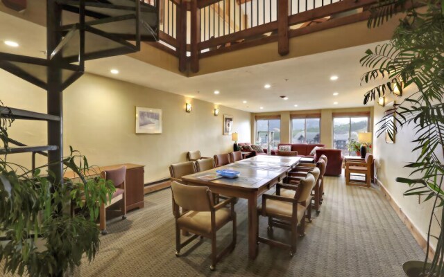 SkiWatch 103 - 2 Br Condo