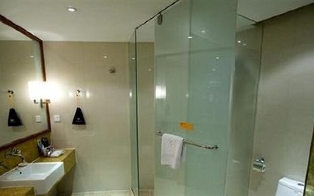 Golden Leader International Hotel