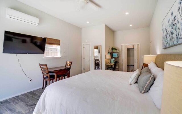 Tulsa Vacation Home ~ 3 Mi to Downtown