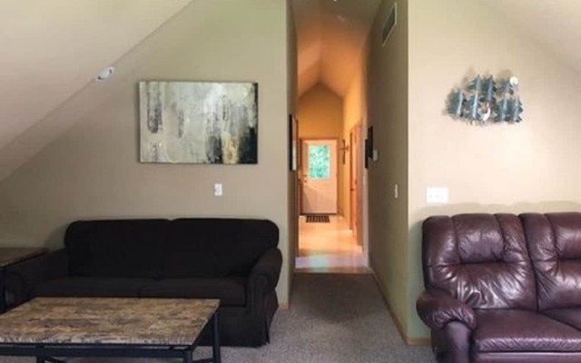 Cedar Lodge and Settlement