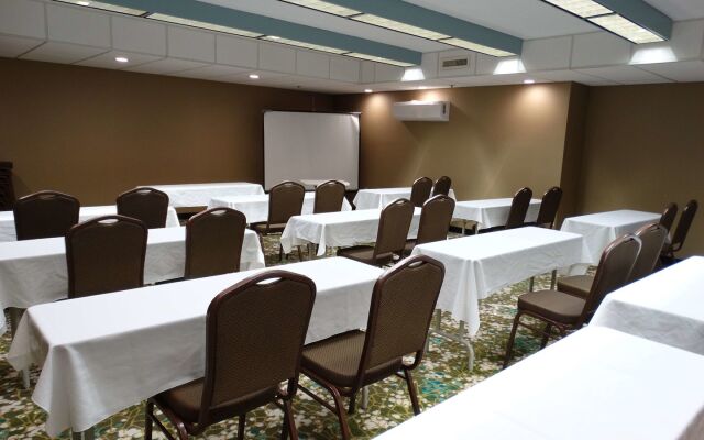 Best Western Warren Hotel