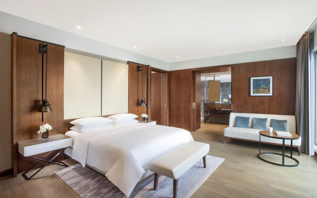 Grand Hyatt Kochi Bolgatty