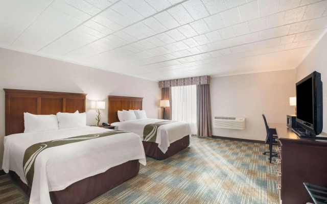 Finger Lakes Inn & Suites