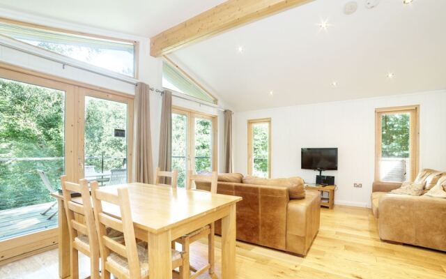 1 Streamside, Looe