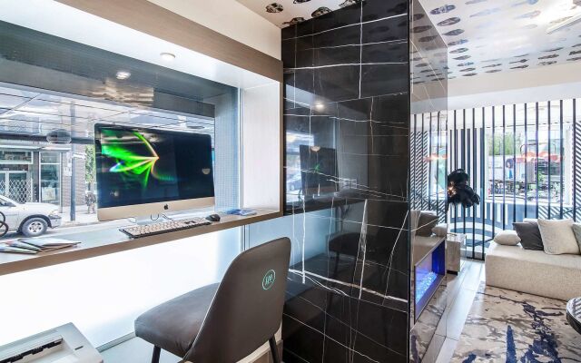 Hotel Belmont Vancouver - MGallery Collection