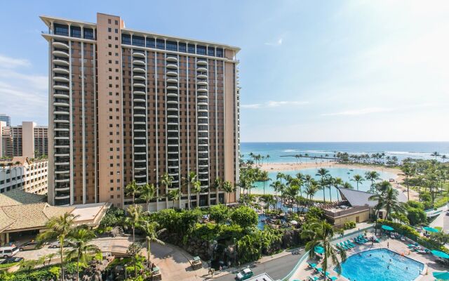 Waikiki Marina Resort at the Ilikai