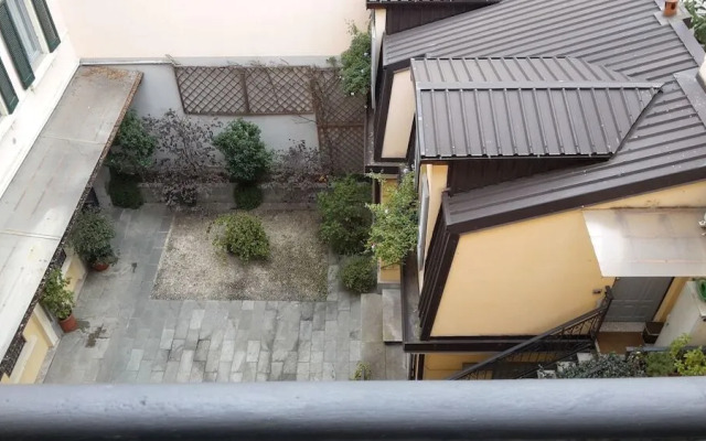 West Booking House SRLS - WBH Porta Romana Apartment