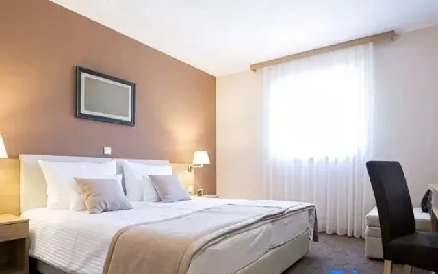 Yancheng Qingxu Hotel