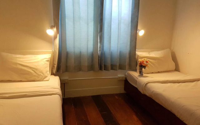 Fundee House
