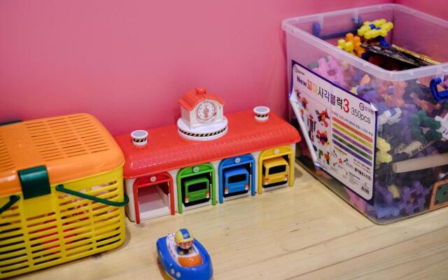 Gapyeong Pogny Kids Poolvilla