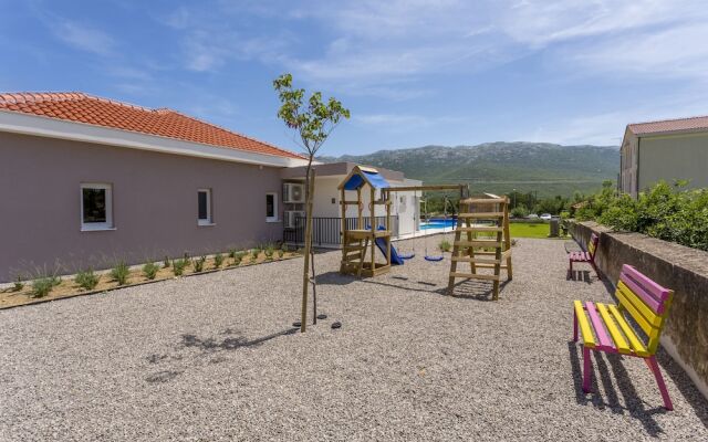 Luxury Villa Stella near Split