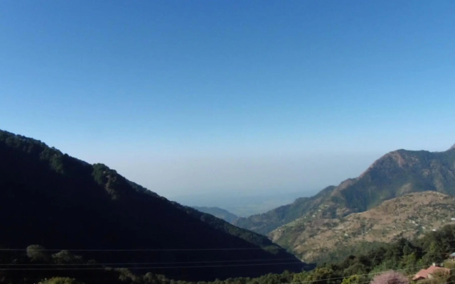 Monal Inn by Nature