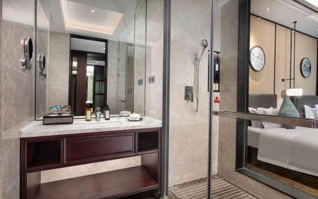 Ramada by Wyndham Xianning Xishan Mountain