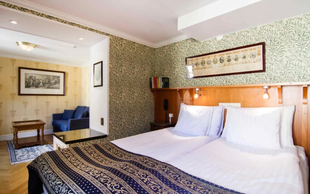 Mayfair Hotel Tunneln