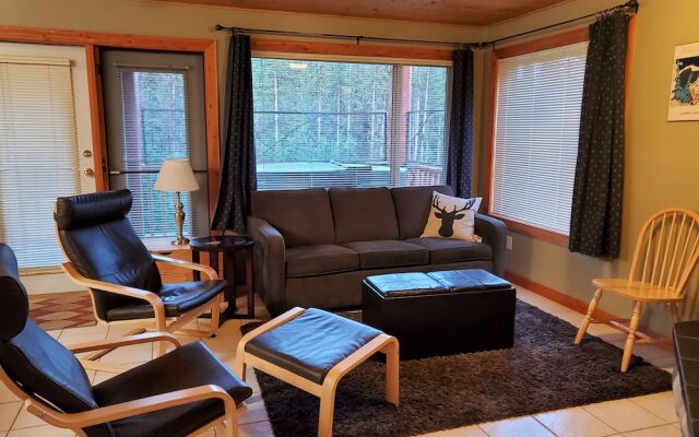 Summit Sunshine Retreat 1 Bedroom Condo by Redawning