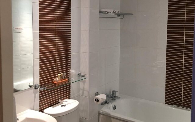 The Grove House Hotel