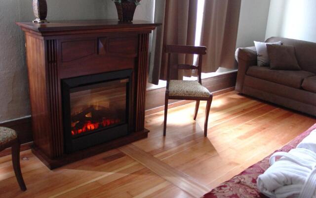 Centralia Square Grand Ballroom and Vintage Hotel