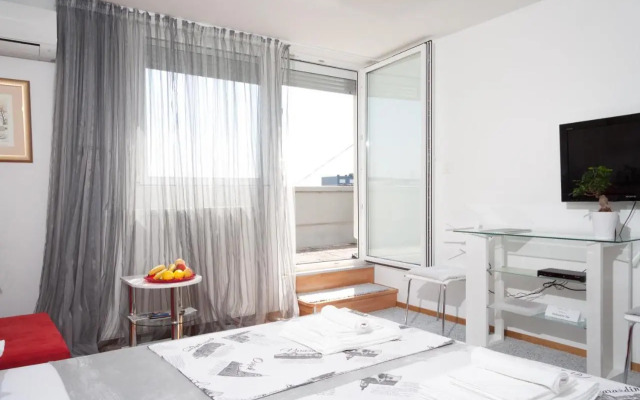 Amanda Apartment