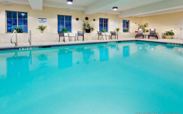 Holiday Inn Express Haskell - Wayne Area by IHG