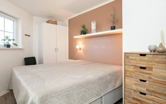6 Person Holiday Home in Bogense
