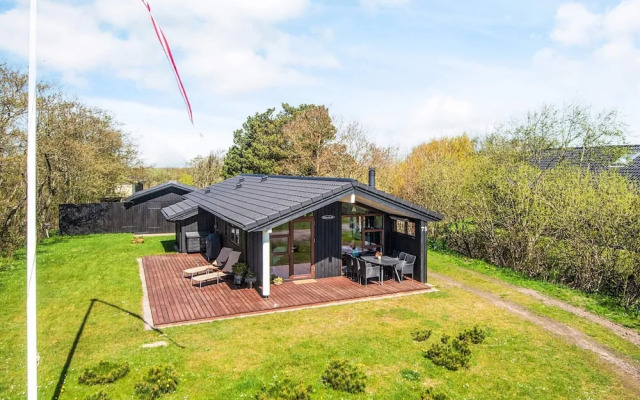 6 Person Holiday Home in Romo