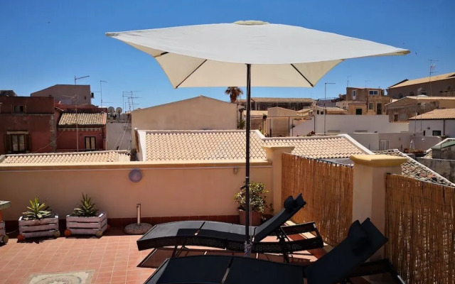 La terrazza sul vicolo della Giudecca