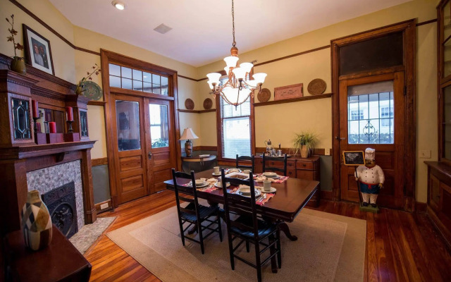 Orange Terrace Inn of Macon