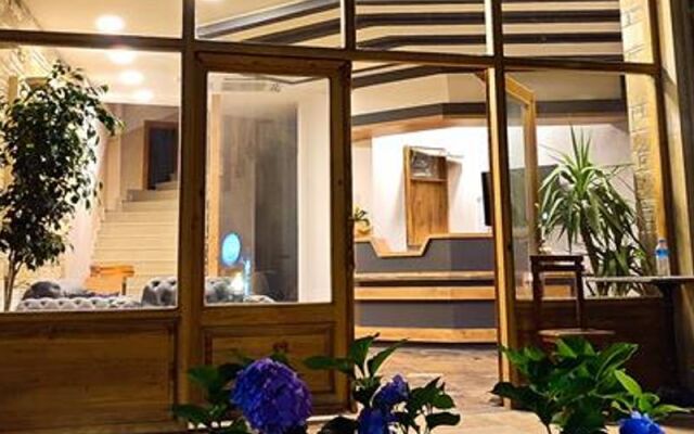 Imroz Adalis Butik Otel
