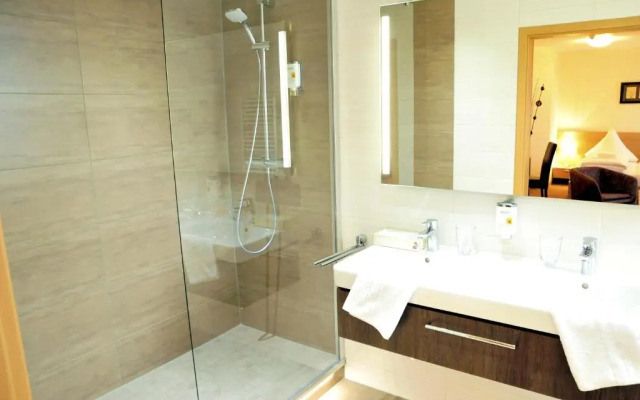 Bernstein Acamed Resort