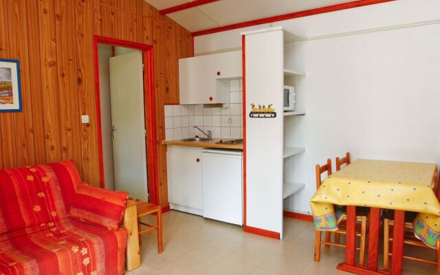 Detached Chalet With a Covered Terrace in Green Surroundings