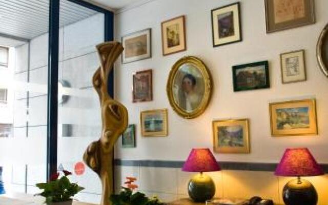 Domus Hotel