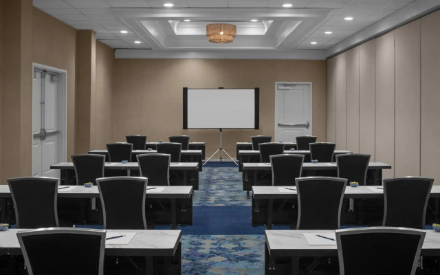 Hotel Indigo Mount Pleasant by IHG