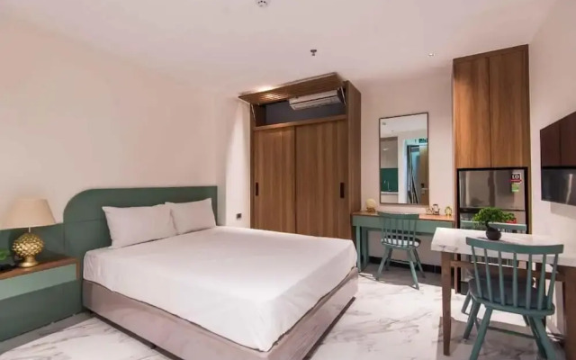Luxe Paradise Suites Hotel Hoang Cau