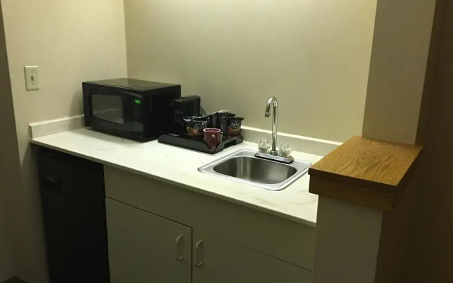 Four Points by Sheraton Milwaukee Airport