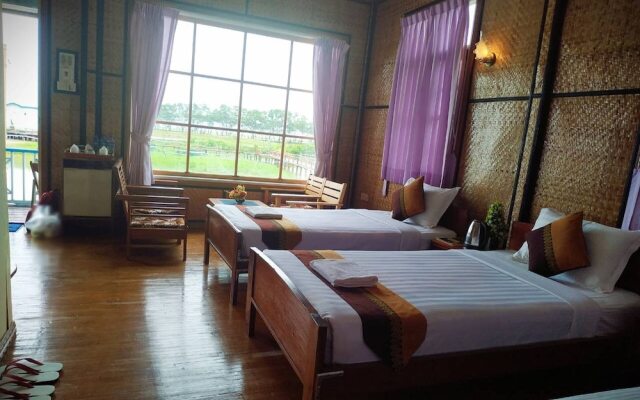 Moe Yun Gyi Wetlands Resort