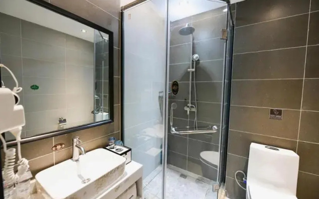 Lano Hotel Henan Zhengzhou High-tech Zone Headquarters Enterprise Base