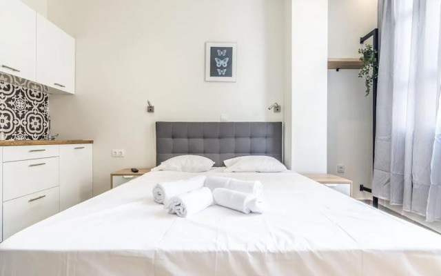 Plenty Apartments -Ares