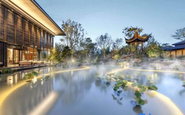 Wuyi Mountain Yueju Holiday Villa