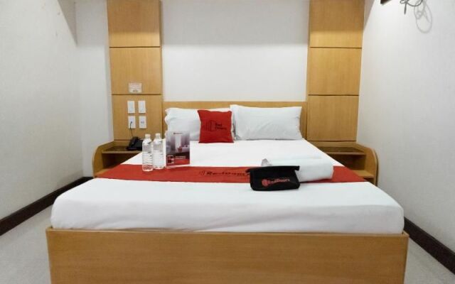Reddoorz Near Starmall Alabang
