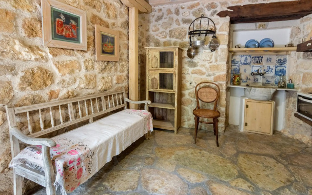 Pavezzo Country Retreat